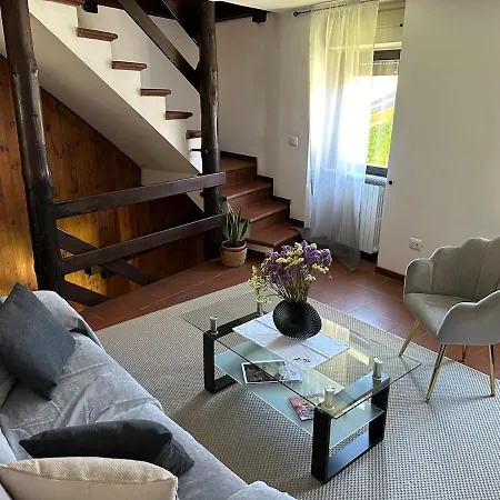 بيت للعطل Dina's Flower House